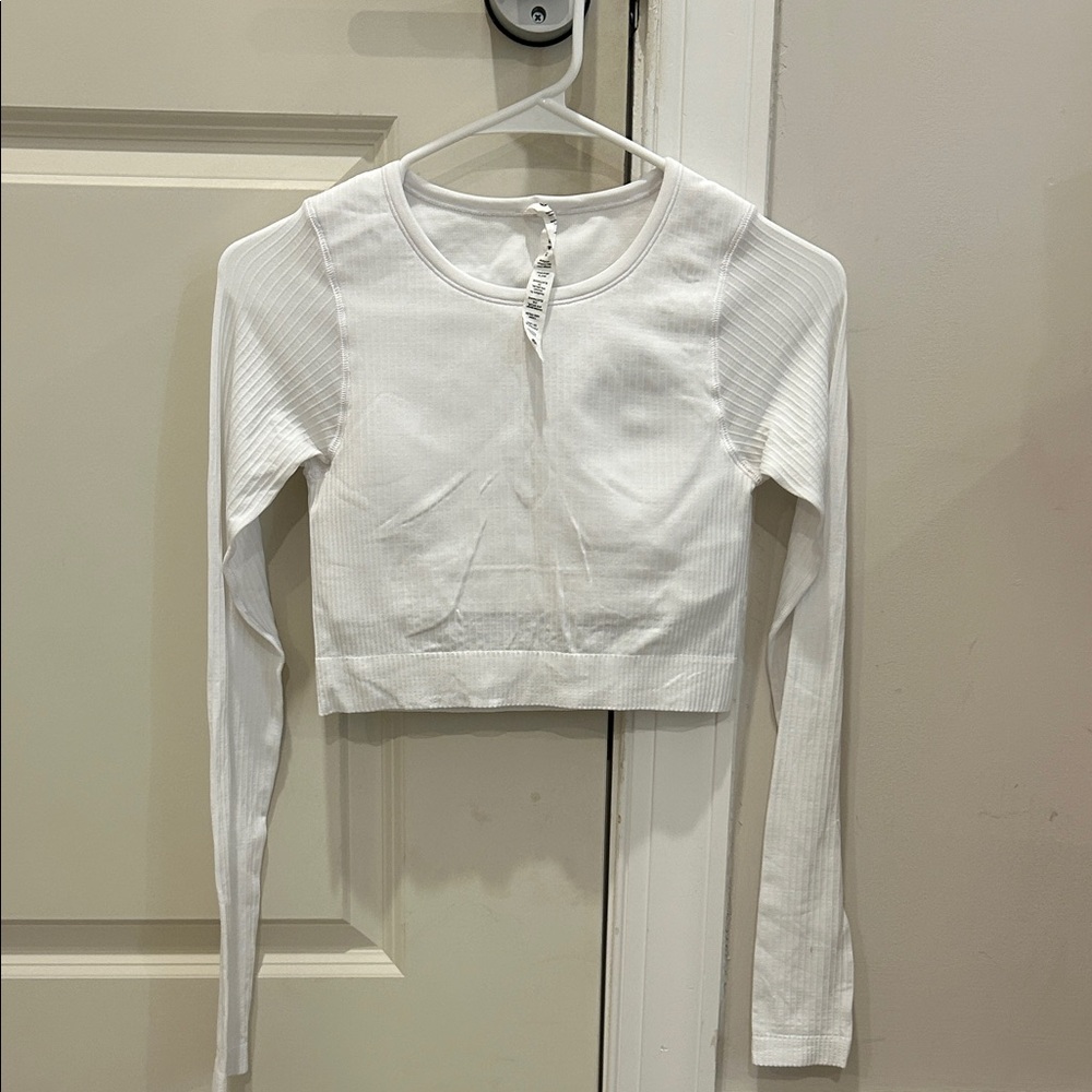 lululemon athletica White Long Sleeve Crop Top